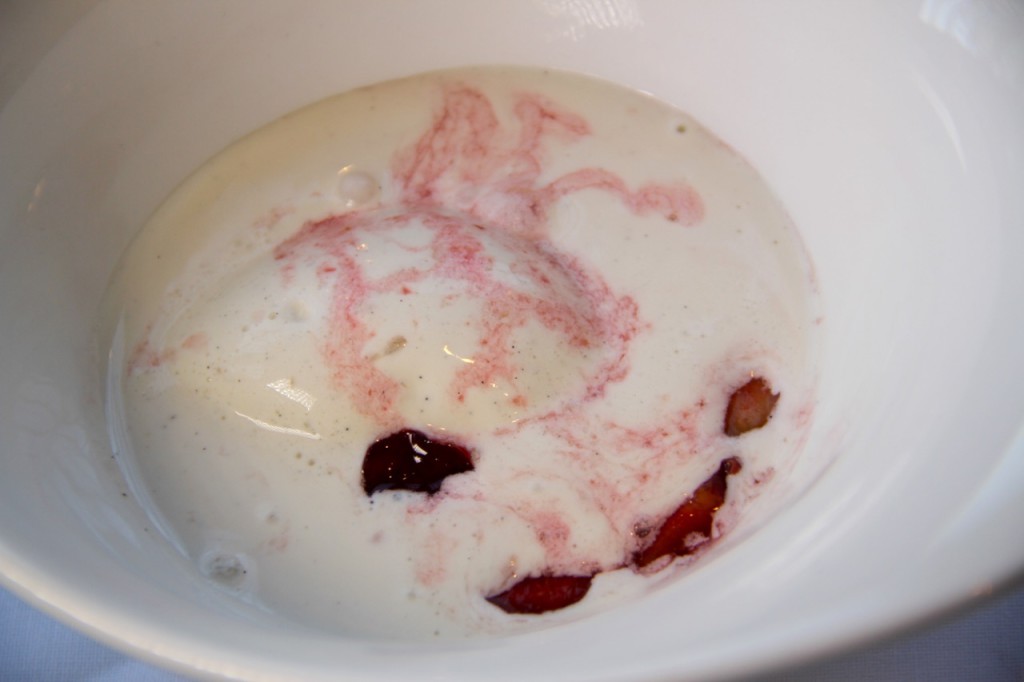 HELADO CON CEREZA - 1